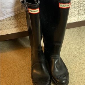 Hunter Women’s Original Tall Gloss Rain Boots